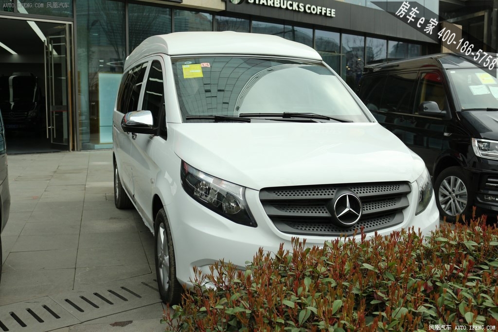 奔驰新威霆商务房车