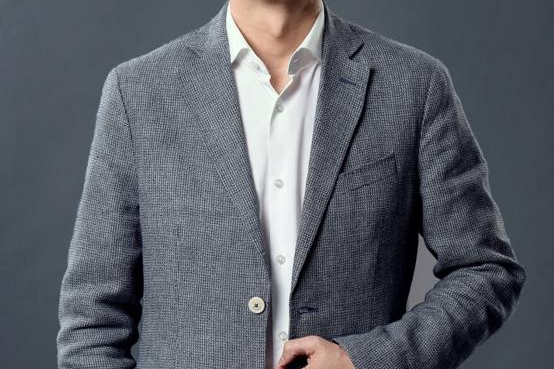 造车新势力起势靠人