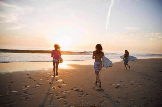 随它不负春光 如马里