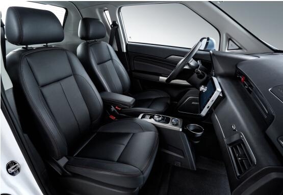 众泰E200：新能源汽