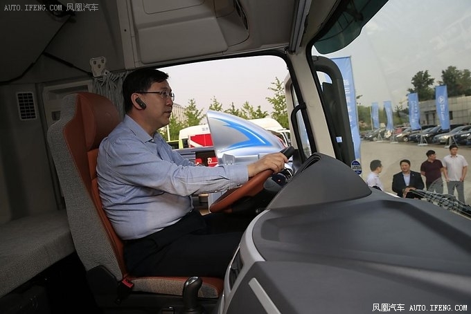 阴和俊调研福田汽车