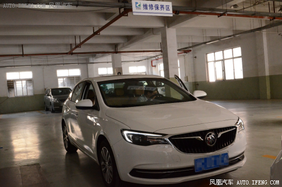 新英朗三缸发动机