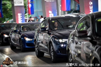 玛莎携手国内外群星