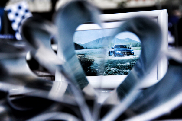 玛莎拉蒂行走的力量