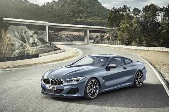 全新BMW 8系双门轿跑