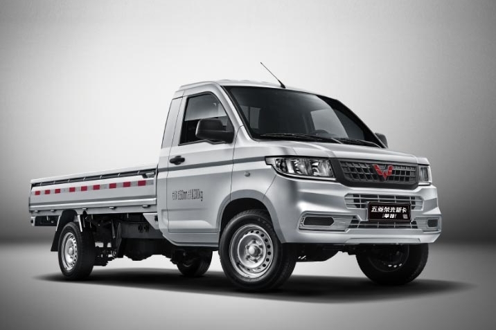 金杯T50 VS 荣光新卡