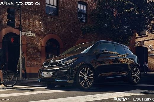 新纯电动BMW i3巡展