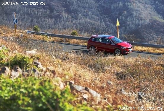 新BMW 2系旅行车