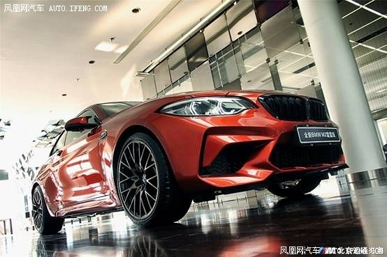 全新BMW M2雷霆版