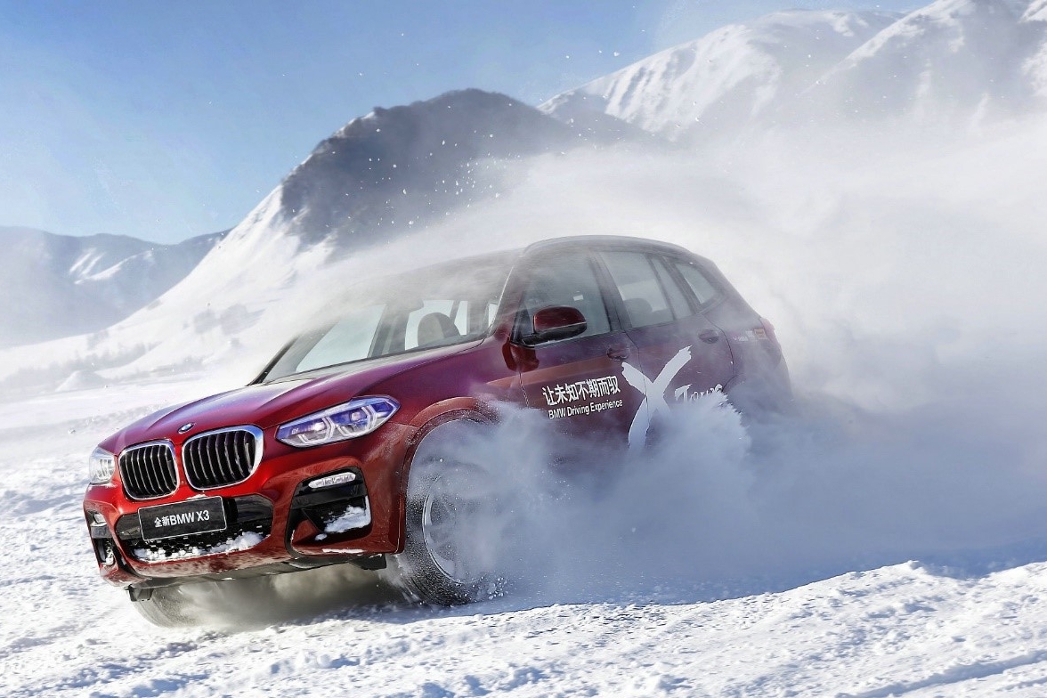 全新BMW X3冰雪体验