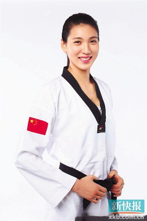 1.92米郑姝音跆拳道67公斤级夺金22岁的郑姝音身高1.