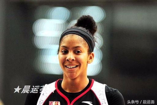 "女飞人"帕克加盟新疆女篮征战wcba