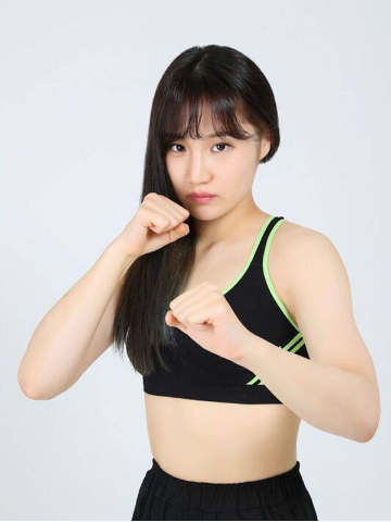 road fc首尔站即将开打 跆拳道美女金海人力战格斗花木兰林荷琴