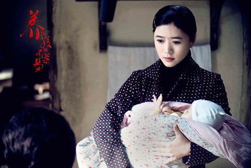 由田海蓉领衔主演的电视剧《养个孩子不容易》正在湖北经视,深圳都市