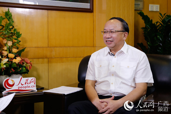 贺州市委书记赵德明接受人民网小城故事多专访