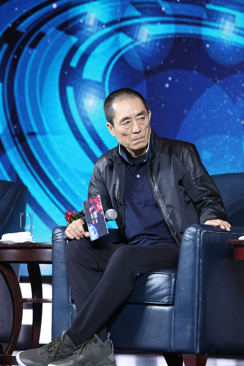 当红齐天集团握手联想跨界 张艺谋杨元庆对话