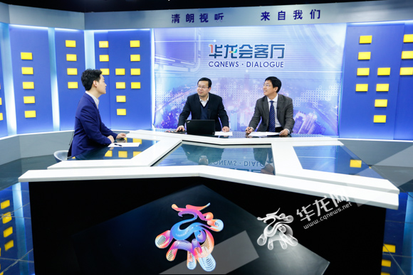 华龙会客厅访谈现场. 记者 石涛 摄