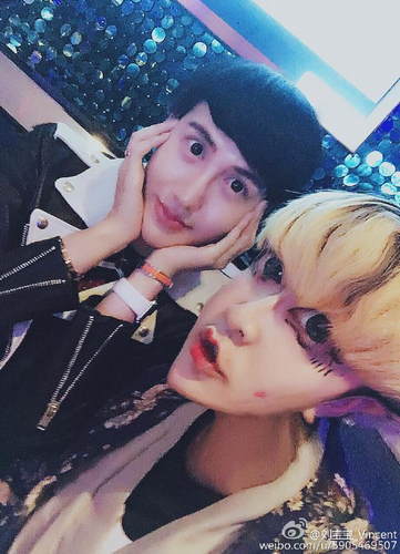 "蛇精男"刘梓晨替朋友征婚 网友:真的还想多活两年