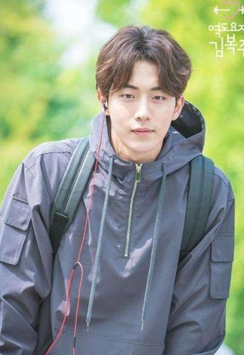 盘点最受欢迎90后韩国男星他排第一