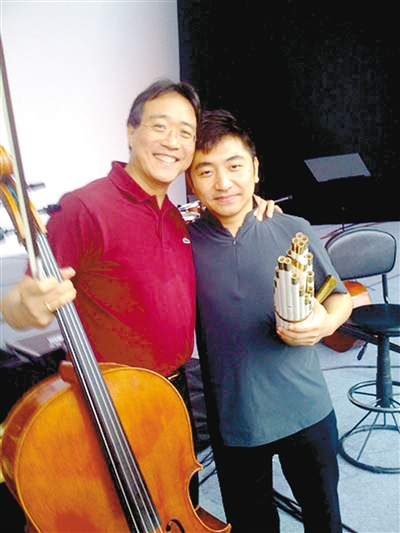 北京时间昨天上午,第59届格莱美奖颁奖典礼在美国洛杉矶举行.