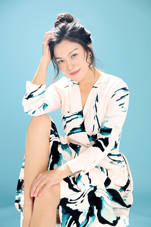 史可话剧榆树下的欲望为角色等待三十年