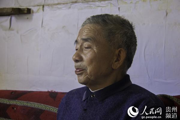贵州老党员黄大发：绝壁凿渠引水造福一方百姓(组图)_凤凰资讯