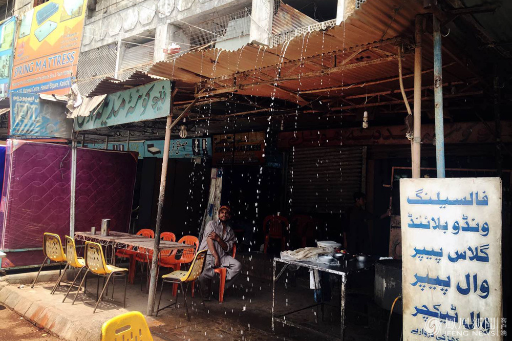 发展中的巴基斯坦街头市集中国货玲琅满目