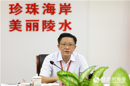 组织部长杨振斌,县委常委,宣传部长柳积民,县政府副县长刘明,李功成