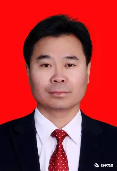 窦明珠,男,1975年11月生,汉族,中共党员,大学学历.