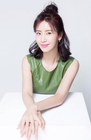 《急诊科医生》今日开诊 "太子妃"李悦溪变身俏丽护士