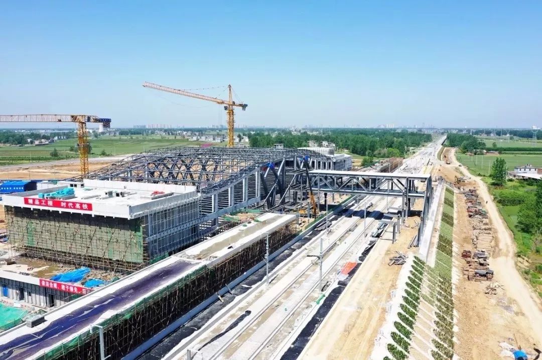 郑阜高铁火车来到临泉郑合高铁预计今年底通车