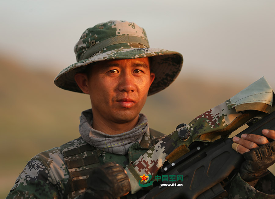 解放军用国产26式夺国际狙击冠军 外军心服口服