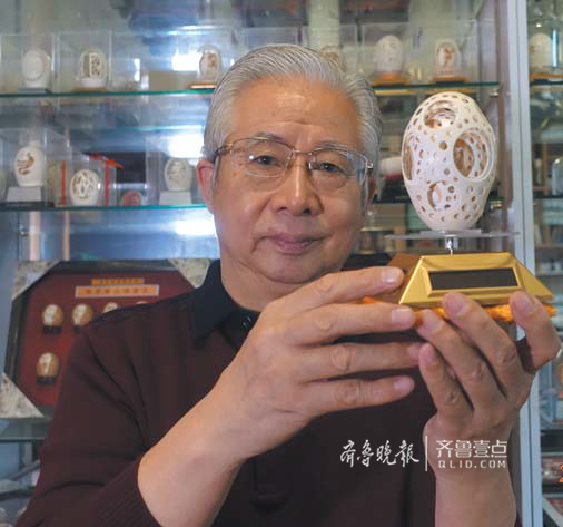 济南双料非遗人:一手刻瓷一手蛋雕两项都是绝技_山东频道_凤凰网