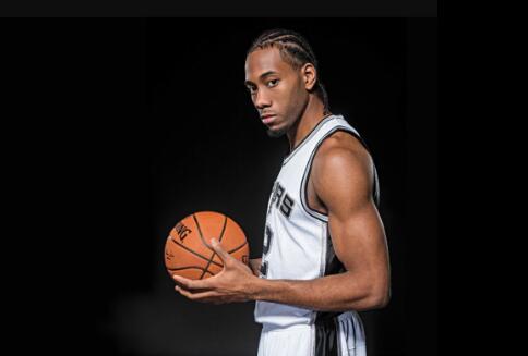 伦纳德3475维金斯被打到怀疑人生无愧石佛接班人