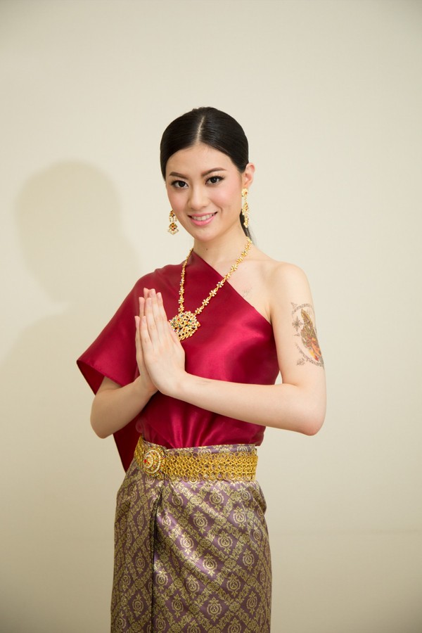 中国小姐相杨专场演讲 韩国留学生被征服