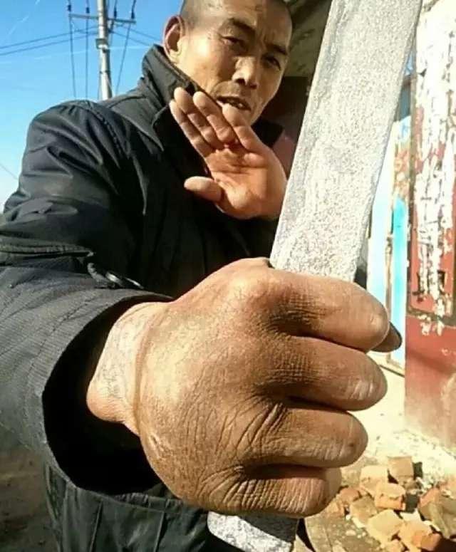 男子苦练十几年将失传多年的铁砂掌重现江湖!