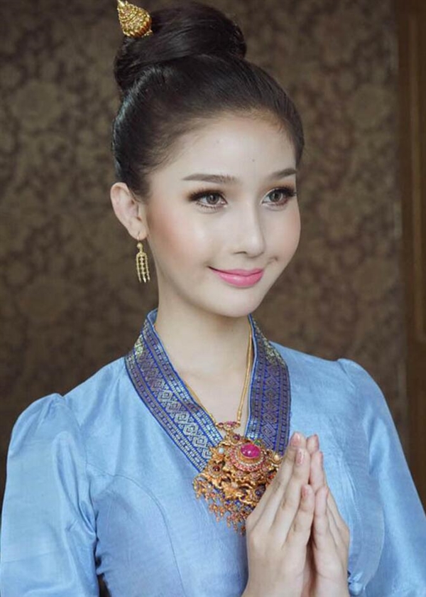 了wanmai的照片之后纷纷感叹"男生竟然能活成如此倾国倾城的小公主!