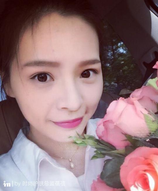 时尚达人蓓蓓与你牵手,携手步向美丽的未来