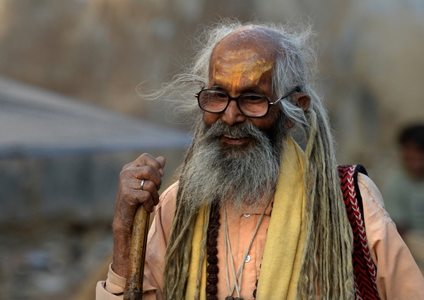 实拍印度真实的苦行僧,并没有传闻般可怕,苦行是他们的精神寄托(2)