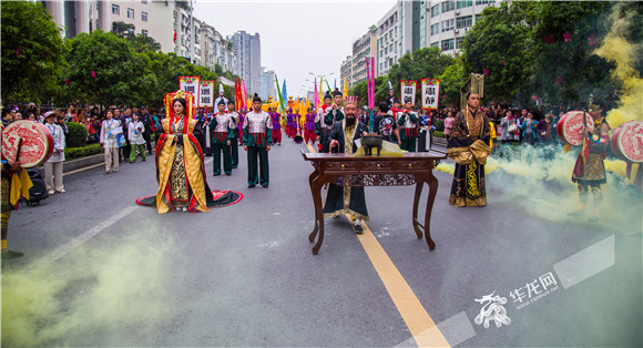 丰都庙会耍事多:巡游健跑非遗展演 清明出游就去丰都