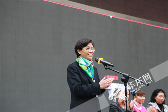 校长陈雅琳致辞 李晓慧 摄