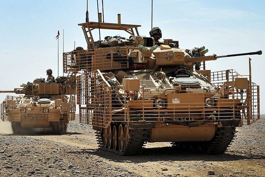 中国维和装甲车首次装上铁栅栏,以后再也不怕rpg火箭弹了