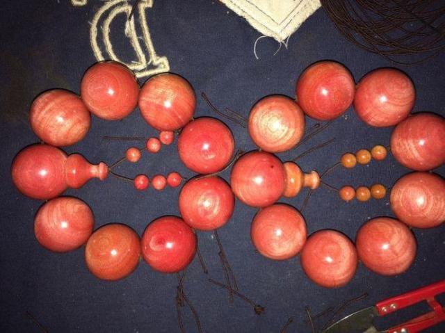 粉象之所以受到大家喜爱,除了它的颜色非常的独特,木质极度细腻之外