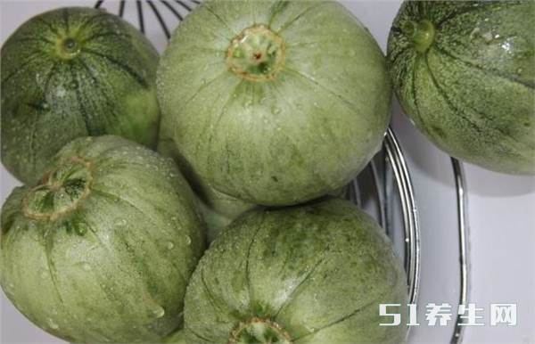 香瓜怎么吃 香瓜的功效与作用