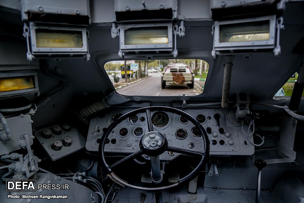 86式步兵战车内部图片