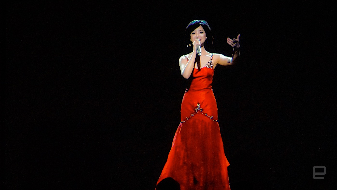 《今日君再来》虚拟人邓丽君观后感:带你踏入梦境的虚实结合表演秀