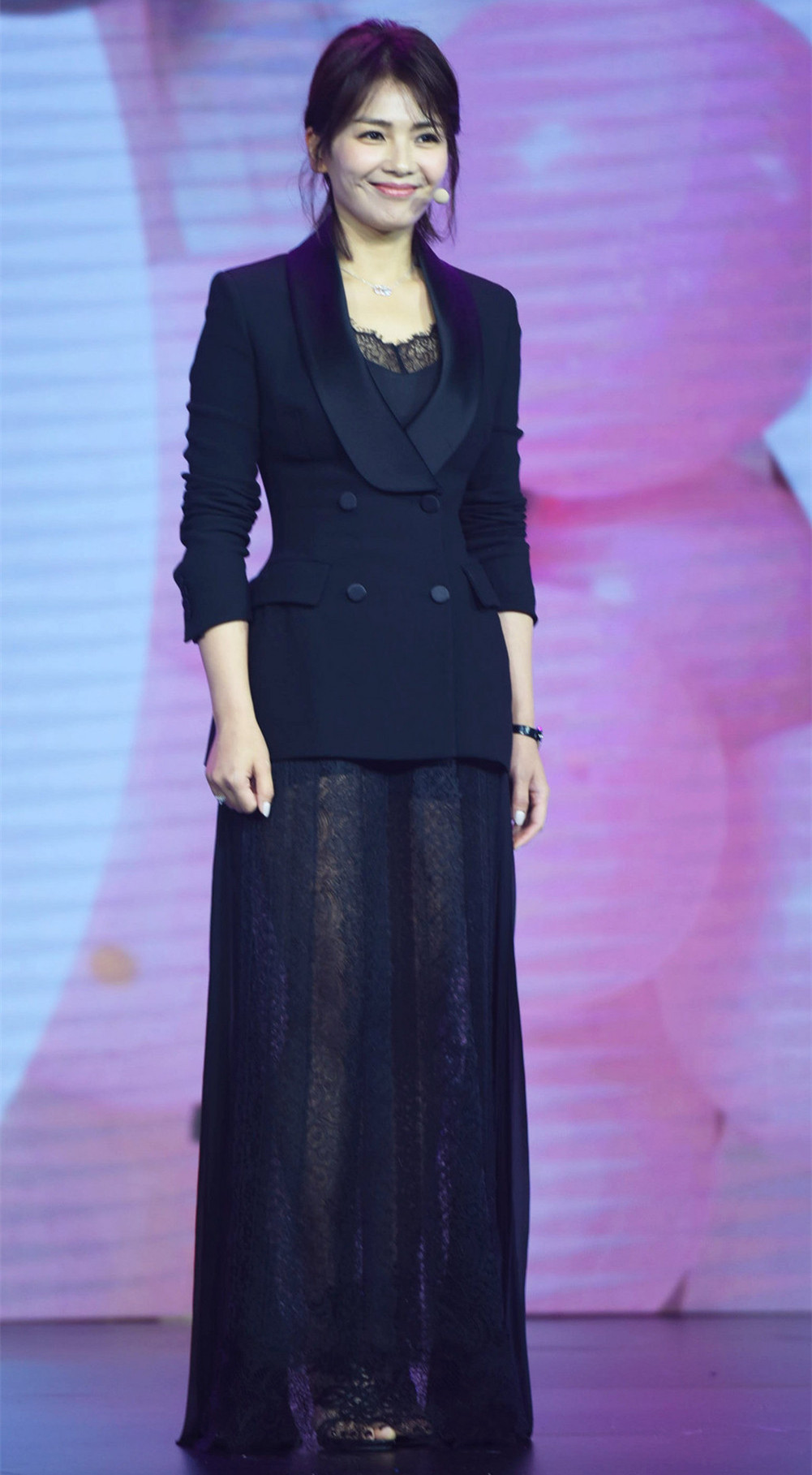 刘涛老穿诡异的黑色透视长裙是为了遮掩这个缺陷