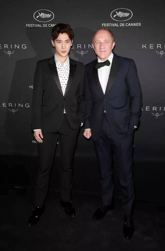 开八| 杨洋戛纳走红毯,被错认为井柏然!