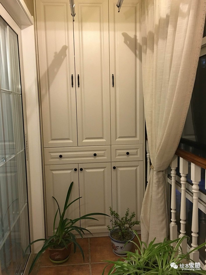 阳台上做个地柜,好看又实用!