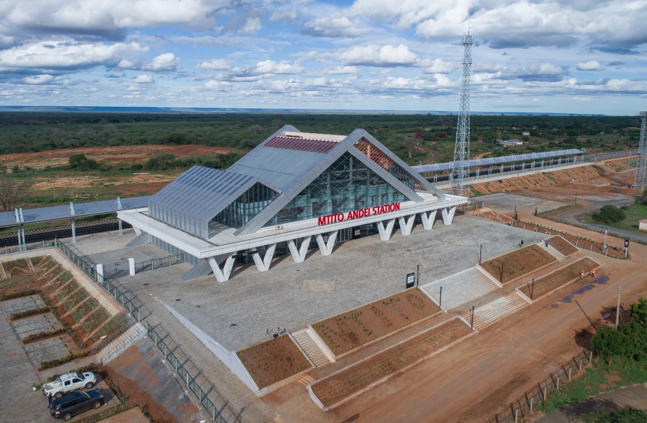 这场跨越百年的竞赛,中国不仅仅赢了速度